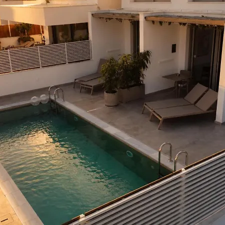 Divina Loft B Adults Only With Shared Pool *